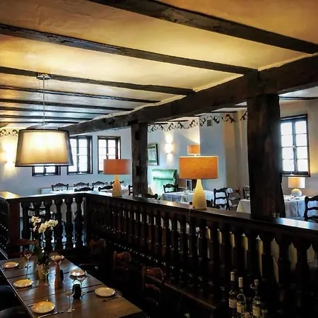 Hotel Dombaecker 3*